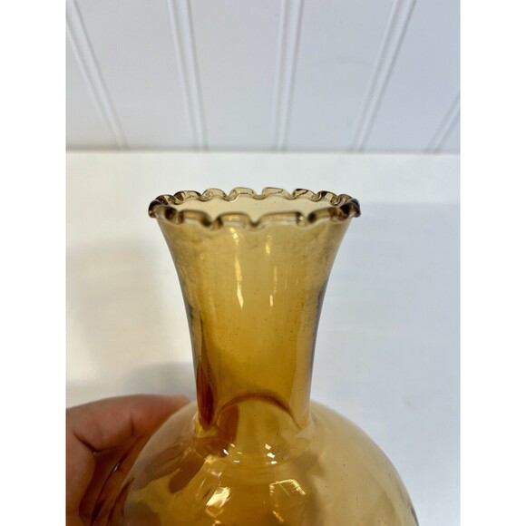 MCM QUILTED Glass Amber "vase" With‎ Ruffle Top Edge HAS 2 BUBBLES. SEE PHOTO - Picture 5 of 9